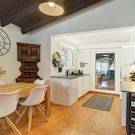 Portugal With Pool & Mountain View Villa *