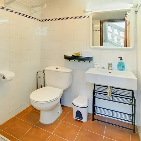 Portugal With Pool & Mountain View Villa Lloret de Mar