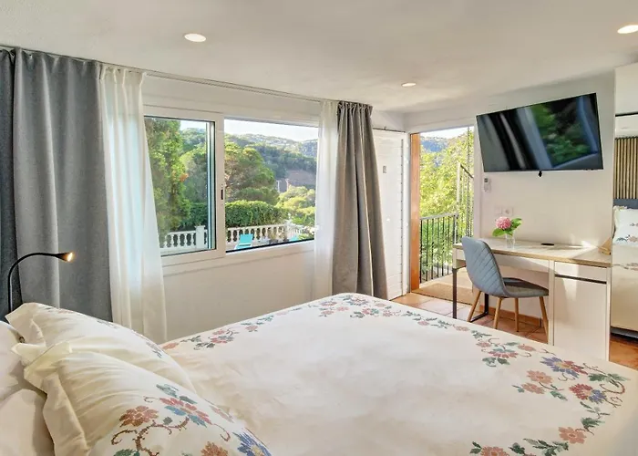 Portugal With Pool & Mountain View Villa *