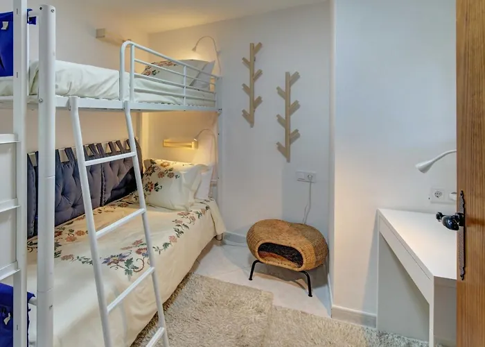 Villa Portugal With Pool & Mountain View Lloret de Mar