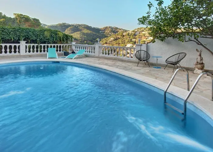 Portugal With Pool & Mountain View Вілла