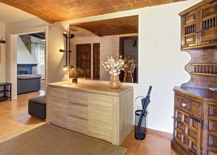 Portugal With Pool & Mountain View *