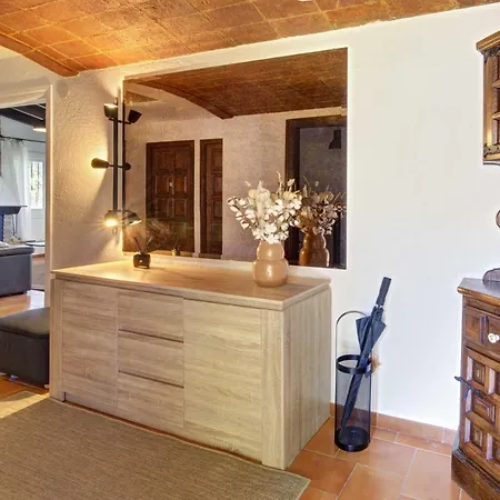 Portugal With Pool & Mountain View *